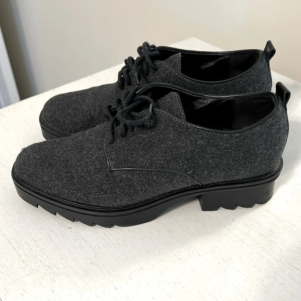 Zara Women’s Blucher Track Wool Felt Oxfords / Size 38 (7-1/2) / Charcoal